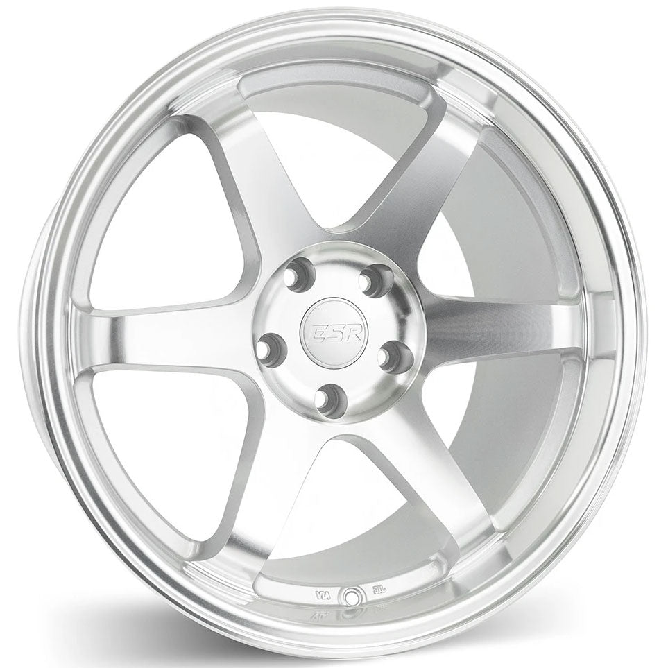 ESR SR07 Silver/Machined wheel