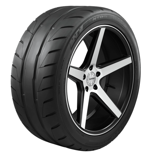 Nitto NT05 245/40R18