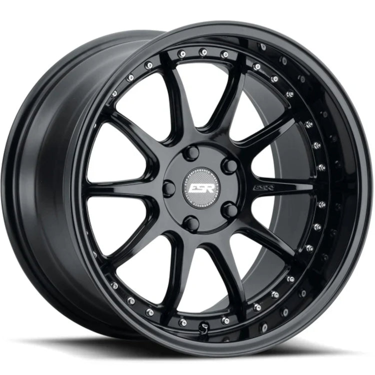 ESR CS12 Gloss Black Wheel