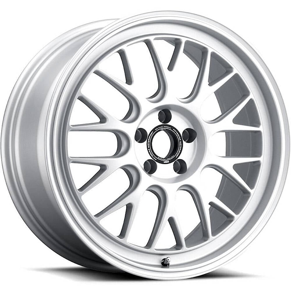 Fifteen52 Holeshot Hypersilver Wheel