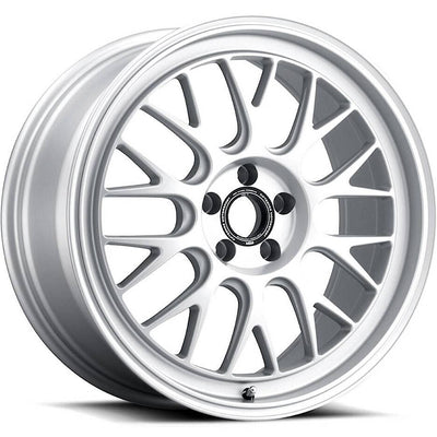 Fifteen52 Holeshot Hypersilver Wheel