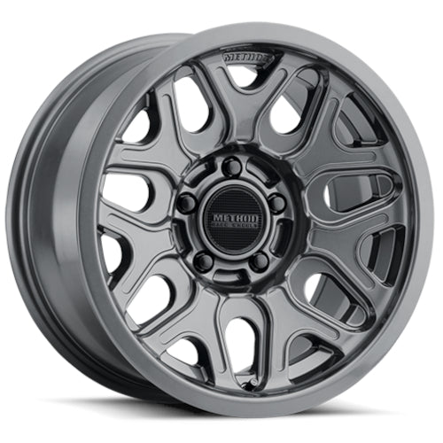 Method MR322 Gloss Titanium Wheel