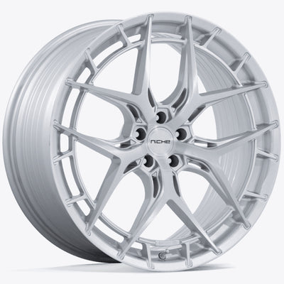 Niche Riviera Silver Brushed wheel