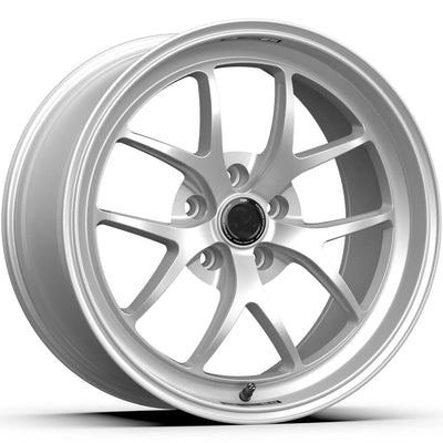 Fifteen52 Sector RSR Radiant Silver wheel