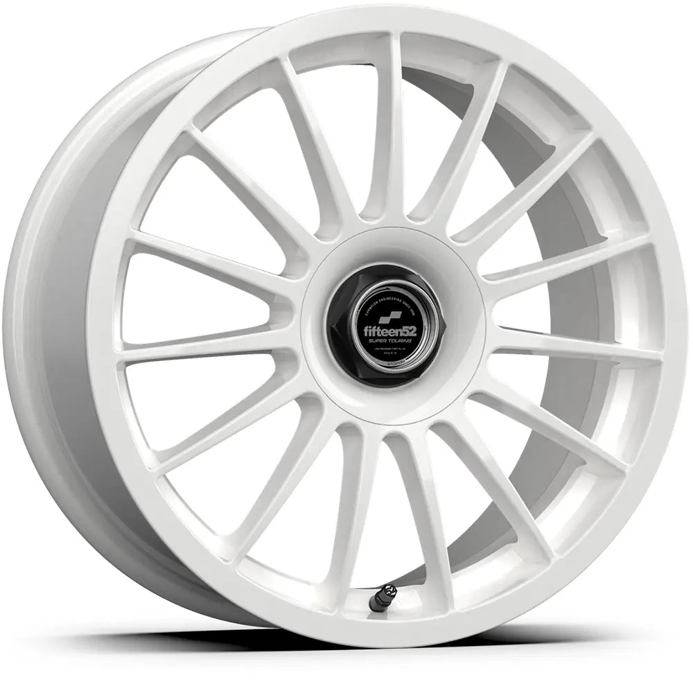 Fifteen52 Podium White wheel