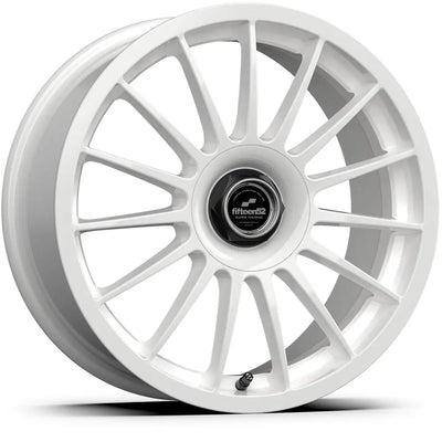 Fifteen52 Podium White wheel