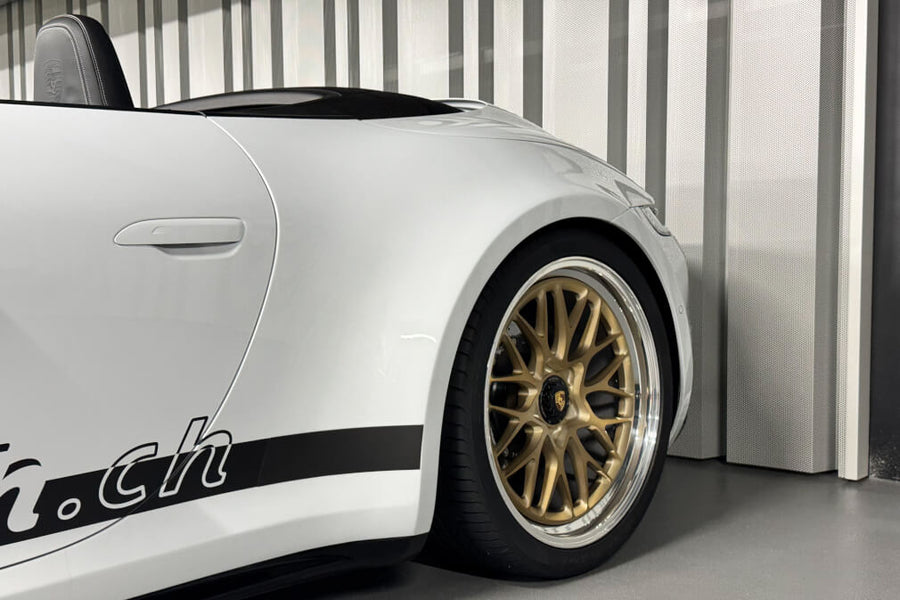 HRE 520 forged wheel on Porsche 992 Carrera Cabriolet