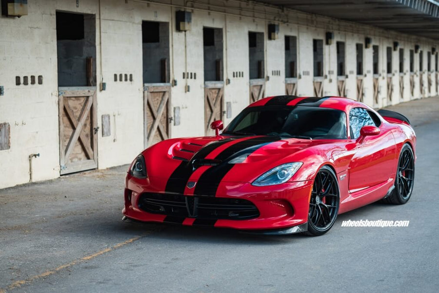 HRE R161 Lightweight forged wheel on Dodge Viper GTS