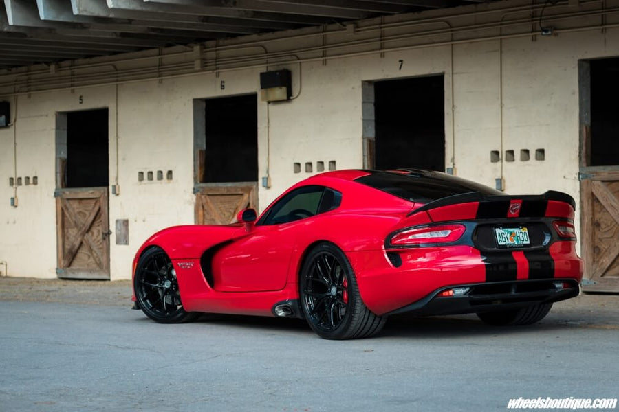 HRE R161 Lightweight forged wheel on Dodge Viper GTS