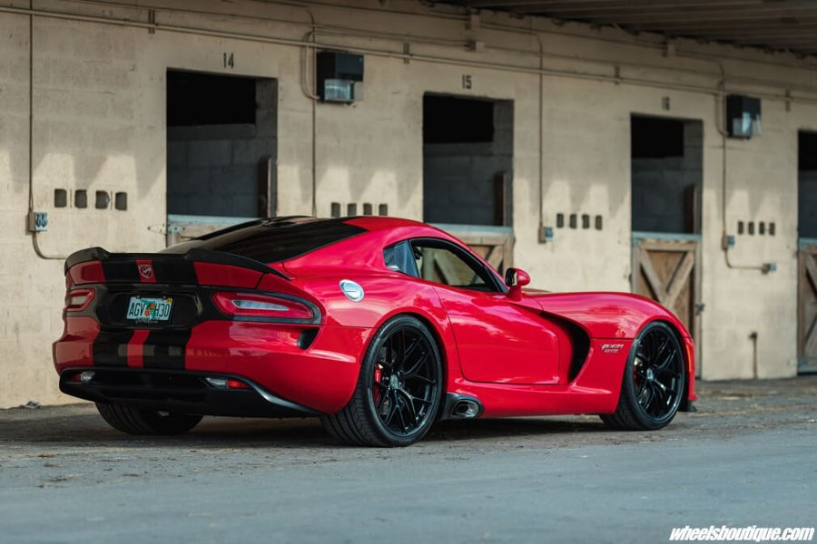 HRE R161 Lightweight forged wheel on Dodge Viper GTS