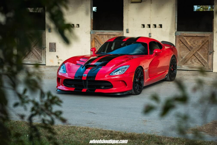 HRE R161 Lightweight forged wheel on Dodge Viper GTS