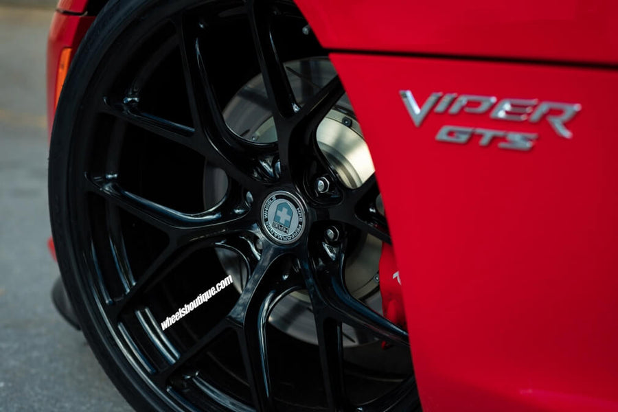 HRE R161 Lightweight forged wheel on Dodge Viper GTS