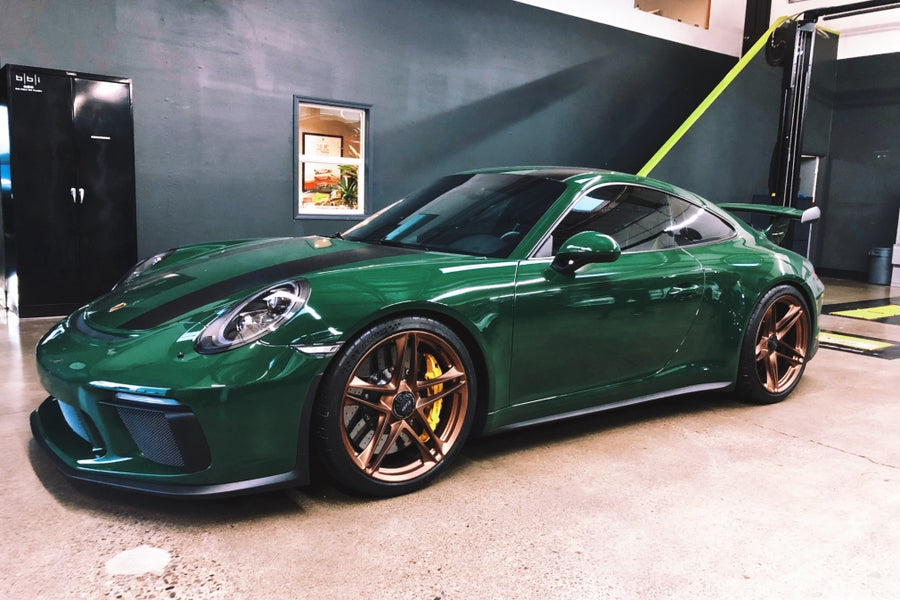 HRE P207 forged wheel on Green Porsche 9912 GT3