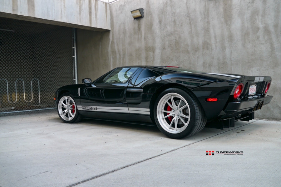HRE S104 forged wheel on Ford GT