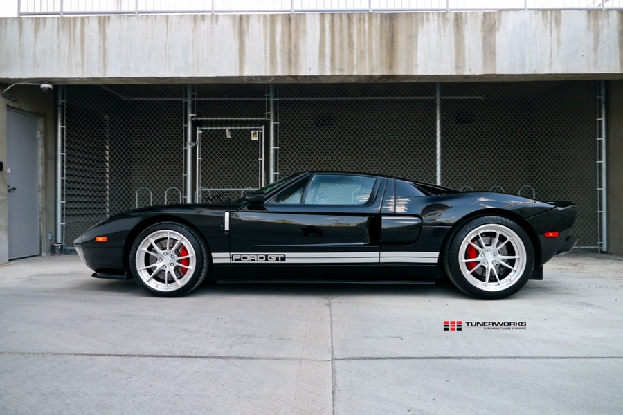 HRE S104 forged wheel on Ford GT