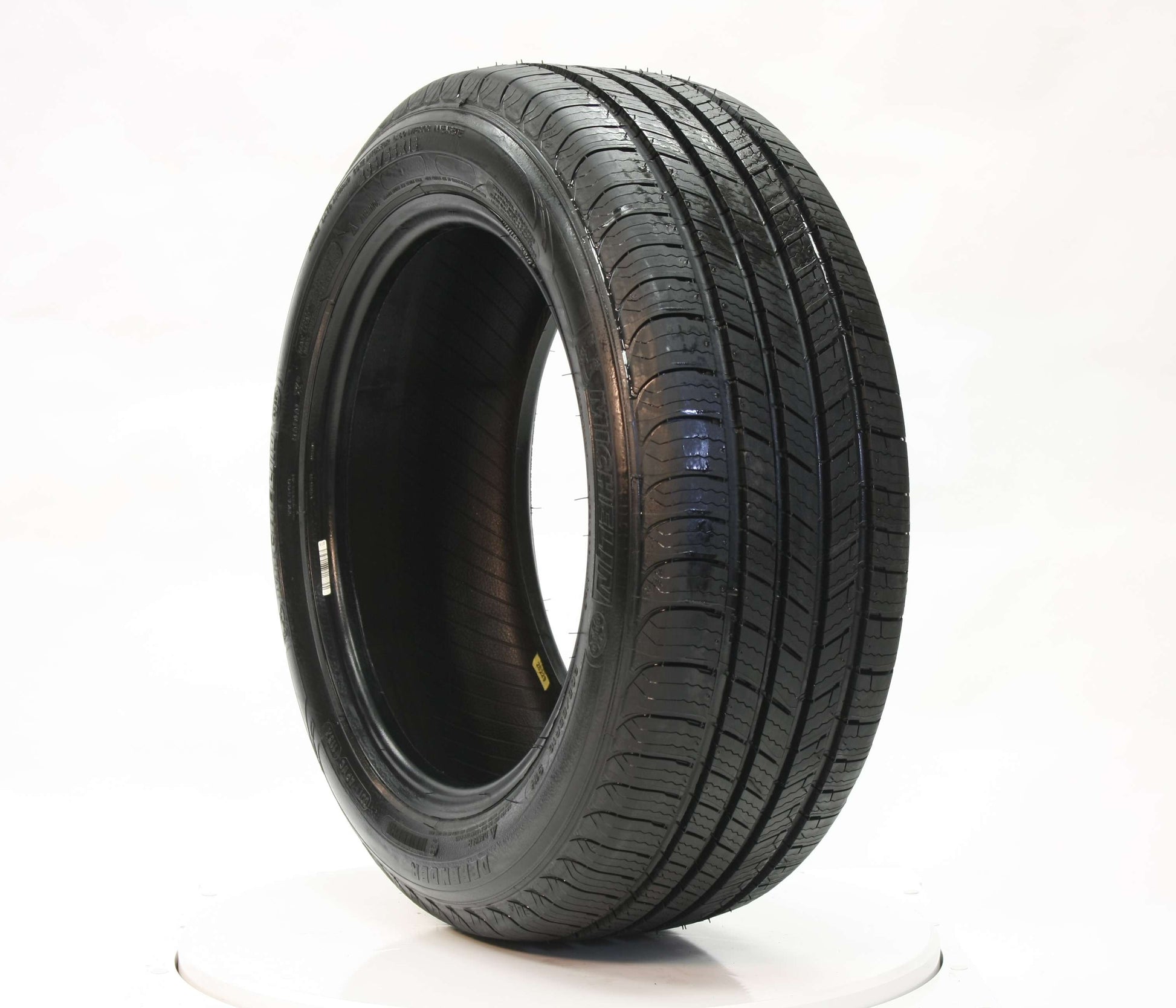 Michelin 225/55R18 Defender 98T