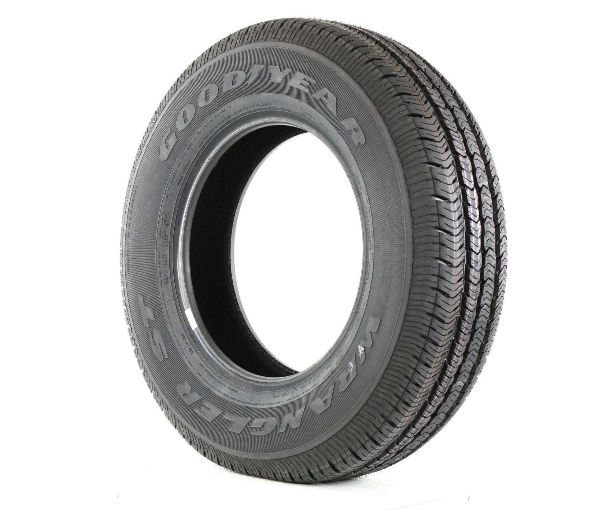 Goodyear P225/75R16 Wrangler ST 104S