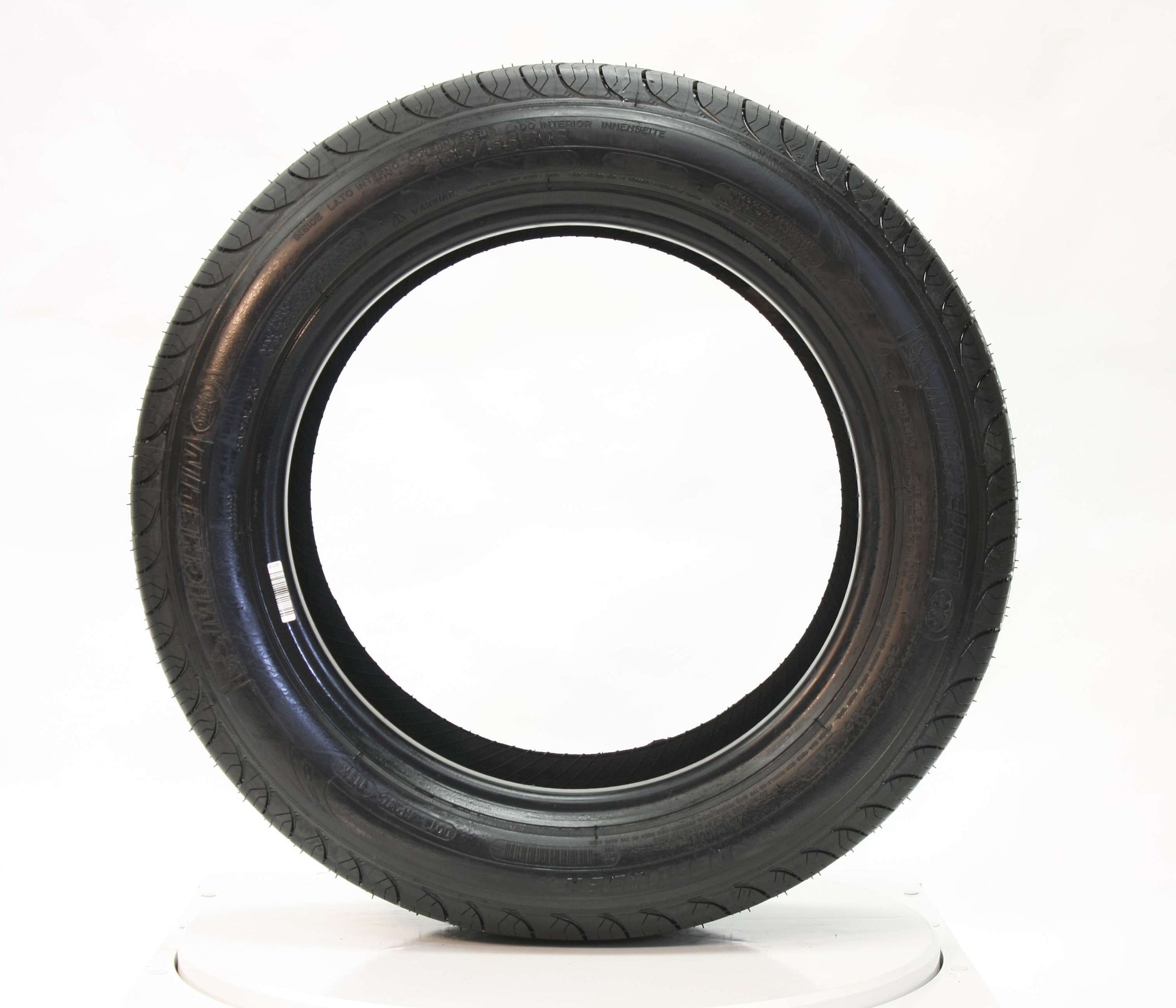Michelin 225/55R18 Defender 98T