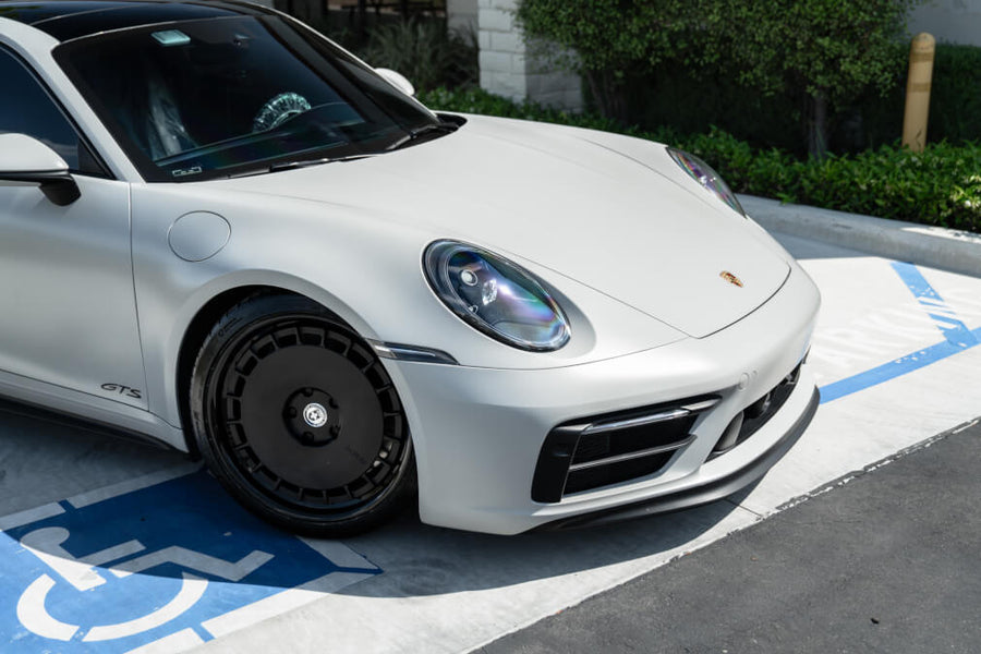 HRE 935 forged wheel on Porsche 992 Carrera 4 GTS