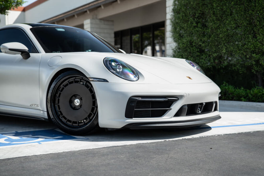 HRE 935 forged wheel on Porsche 992 Carrera 4 GTS