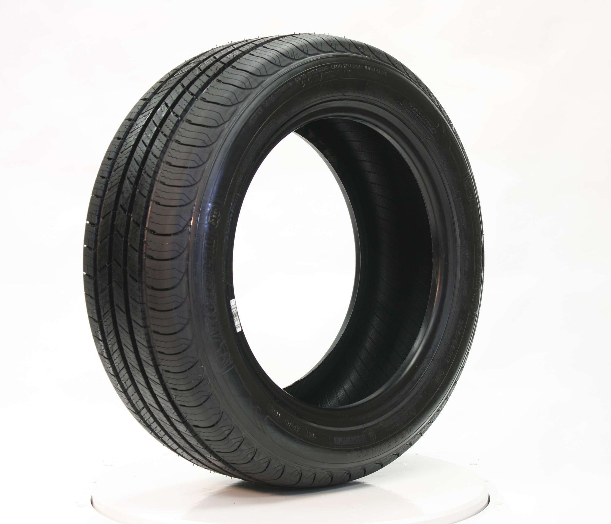 Michelin 225/55R18 Defender 98T