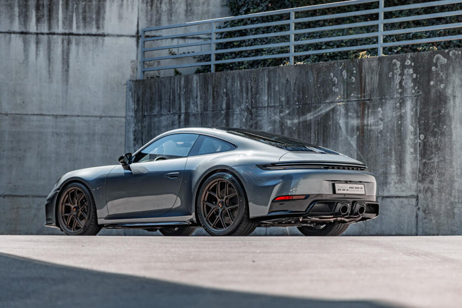HRE R101 Lightweight forged wheel on Porsche 9922 Carrera 4 GTS