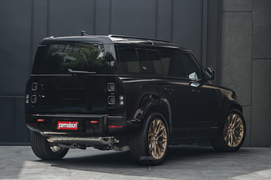 HRE P200 forged wheel on Land Rover Defender