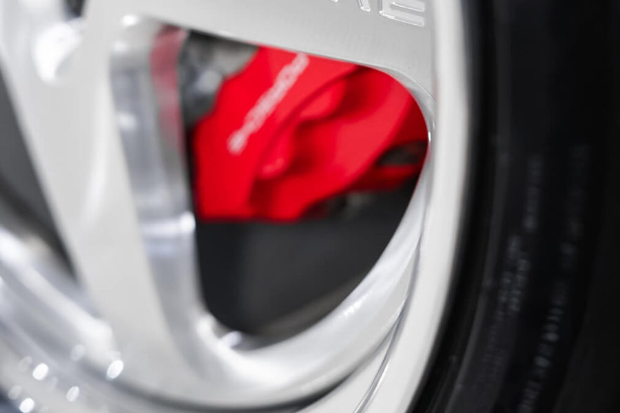 HRE 527 forged wheel on Porsche 992 911 Carrera S