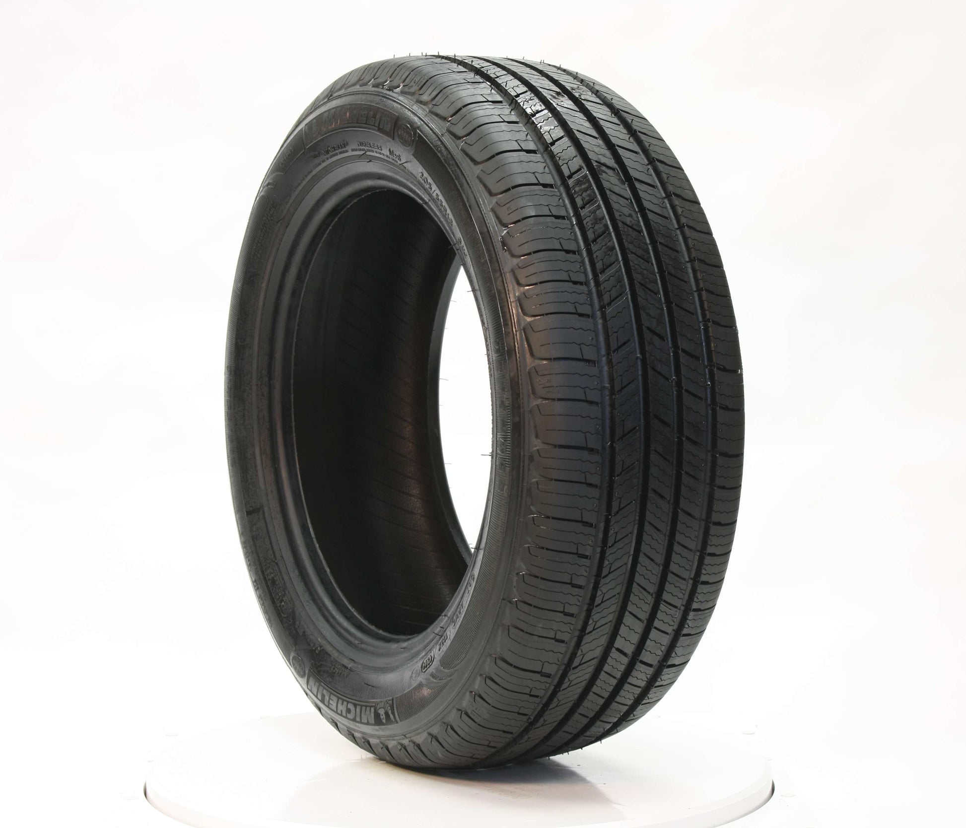 Michelin 225/55R18 Defender 98T