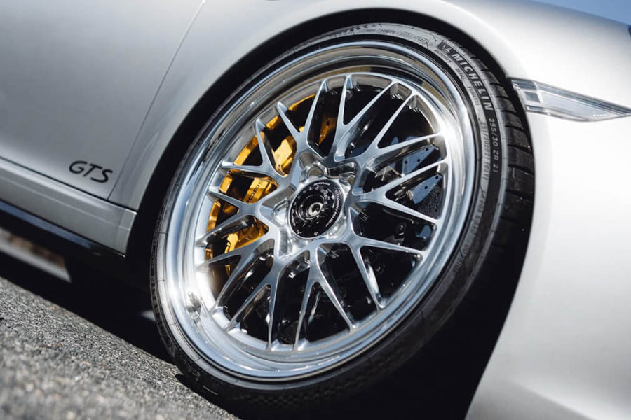 HRE 520 forged wheel on Porsche 9912 Carrera 4 GTS
