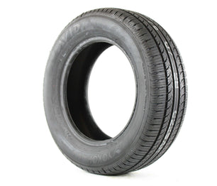Yokohama P215/60R16 Avid Touring-S 94T