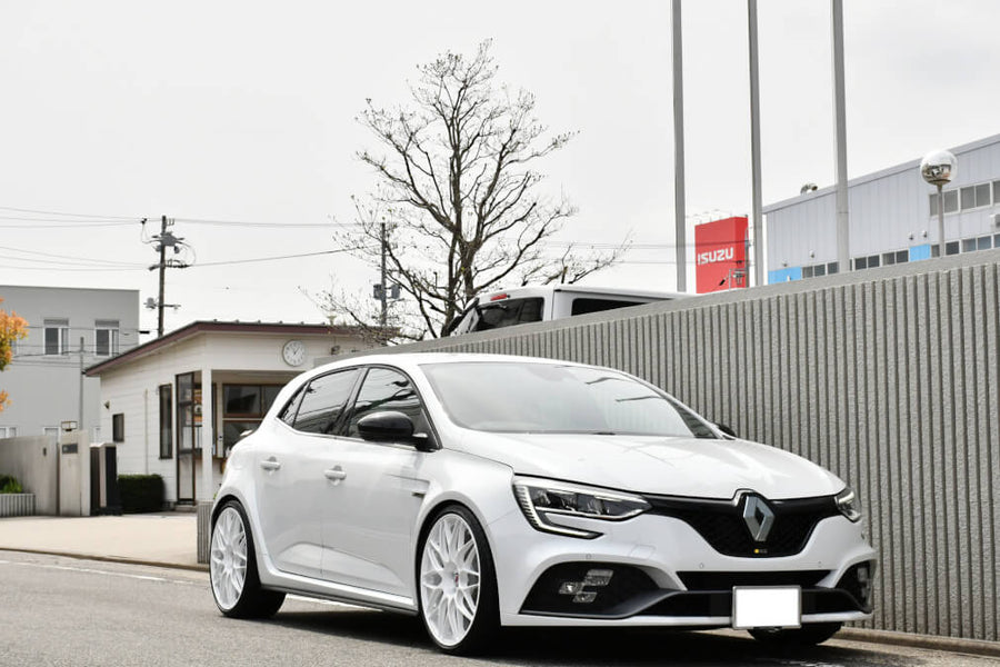 HRE RC100 forged wheel on Renault Megane RS