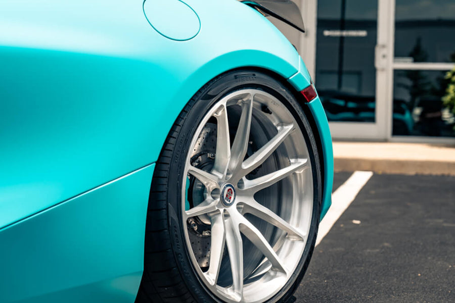 HRE P104 forged wheel on Mclaren 720S