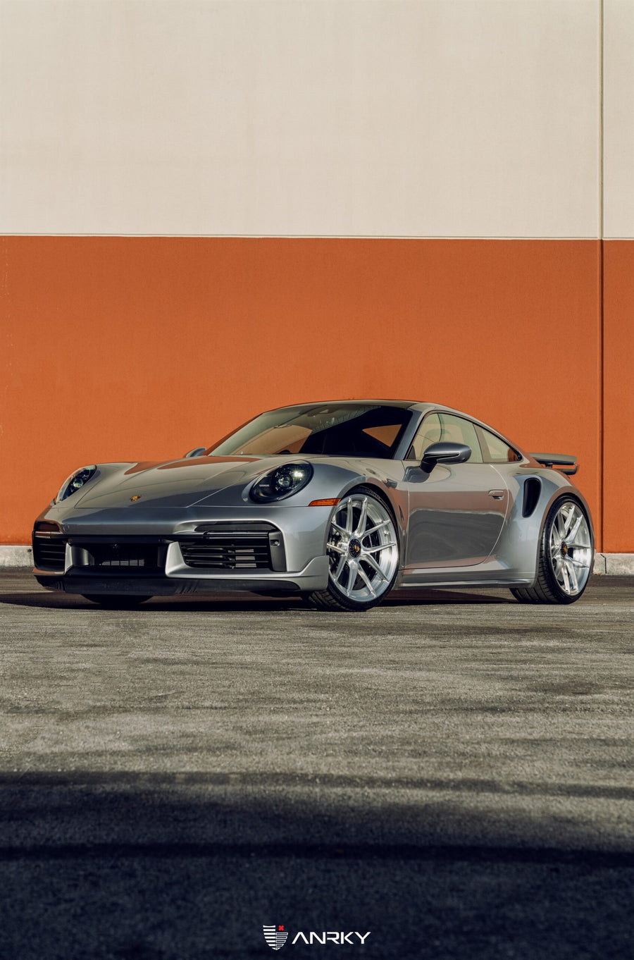 ANRKY XR-201 forged wheel on Porsche 992TT-S