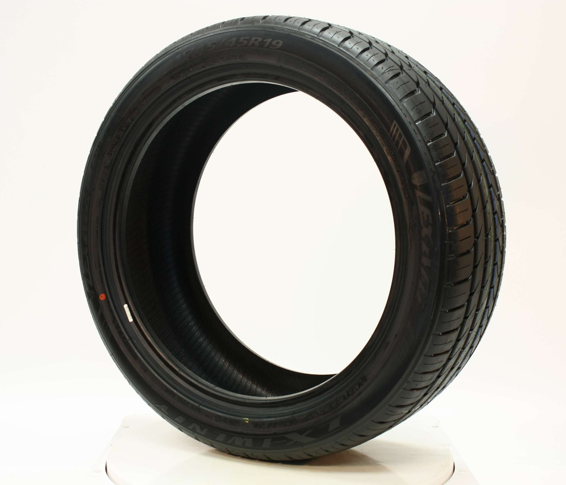 Lexani 275/40ZR20 XL LX-Twenty 106W