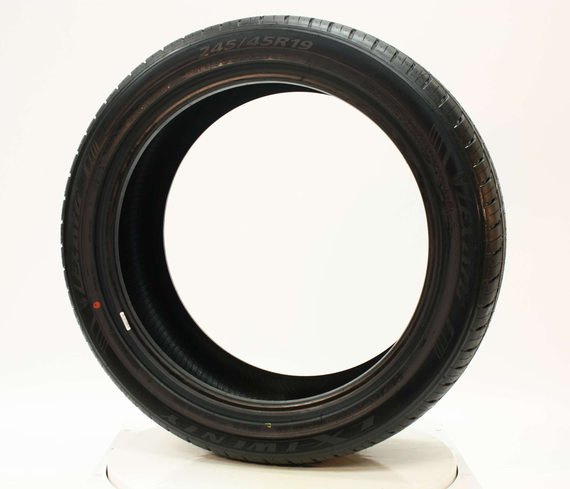 Lexani 275/40ZR20 XL LX-Twenty 106W