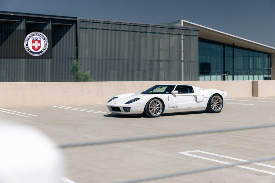 HRE S104SC forged wheel on Ford GT