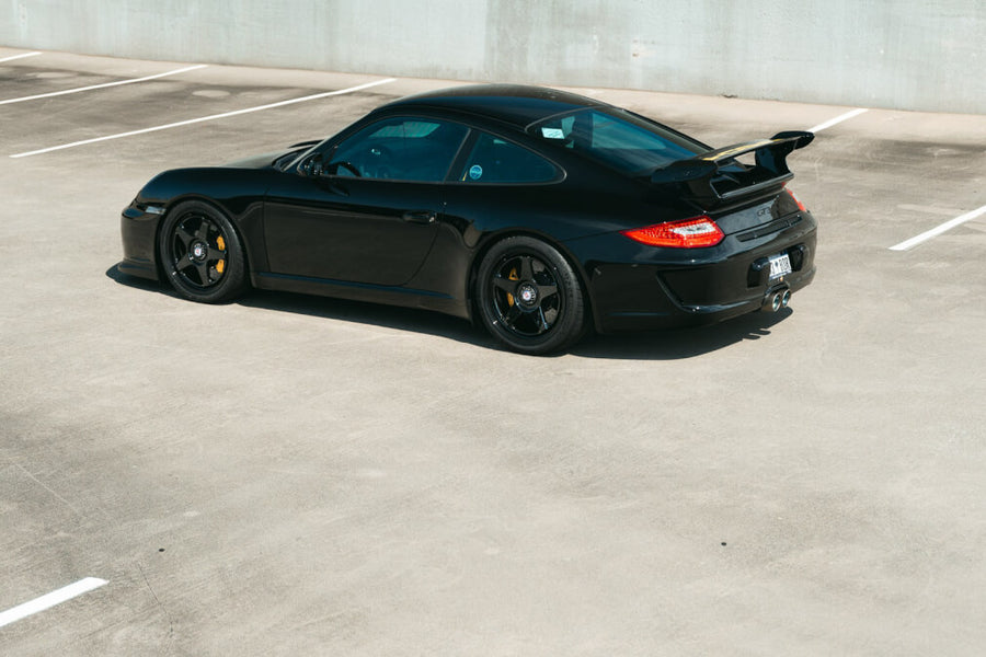 HRE 305 GTS forged wheel on Porsche 9972 GT3