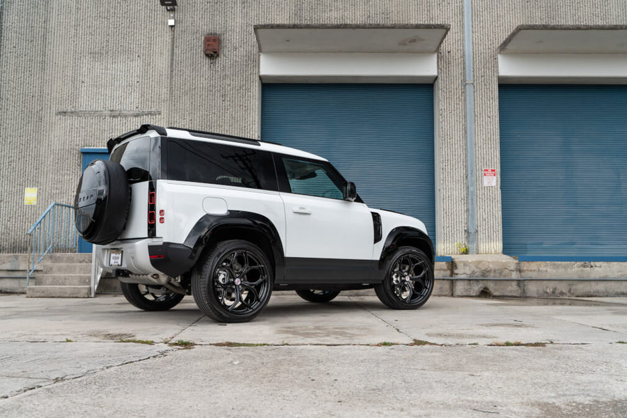 HRE P111SC forged wheel on Land Rover Defender 90