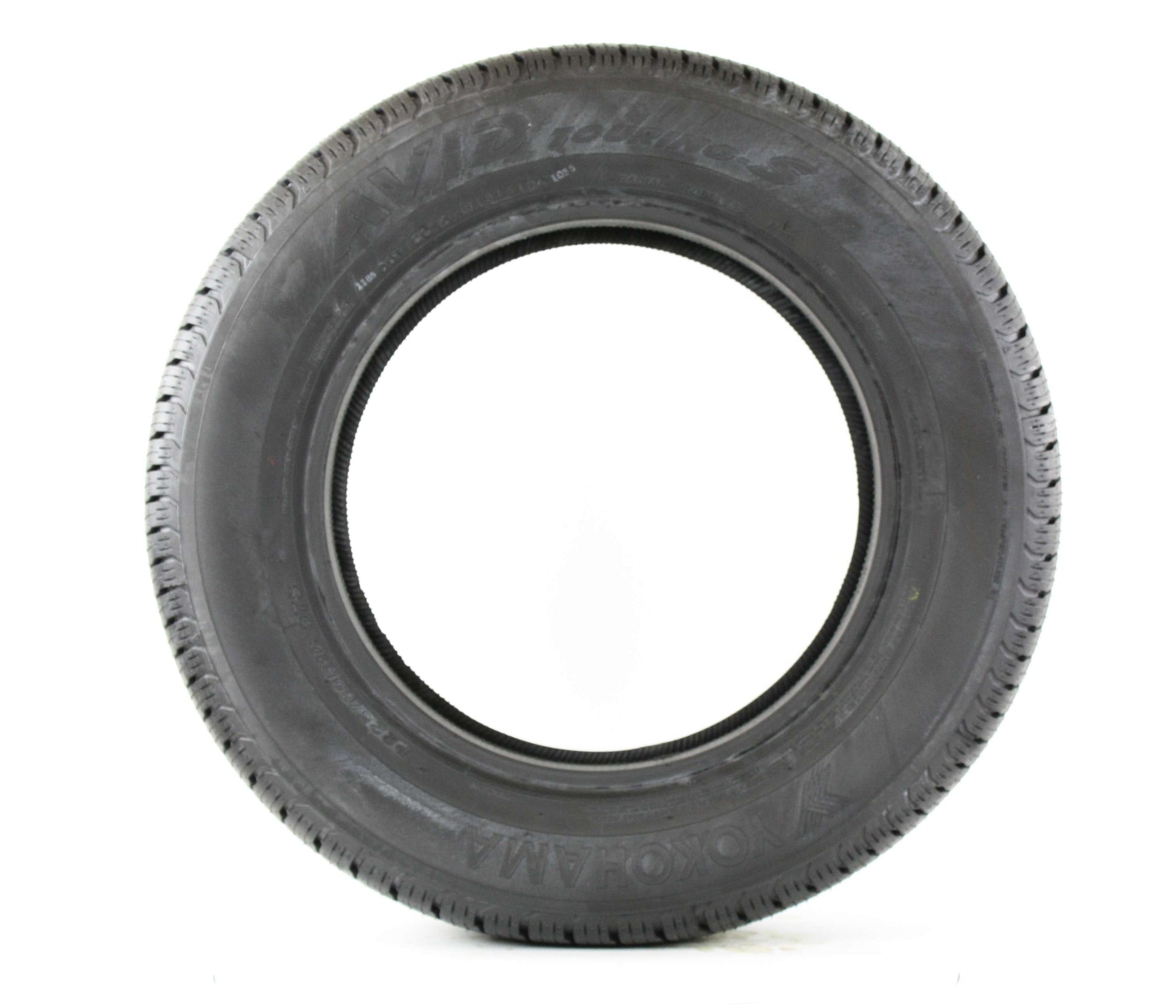 Yokohama P215/60R16 Avid Touring-S 94T