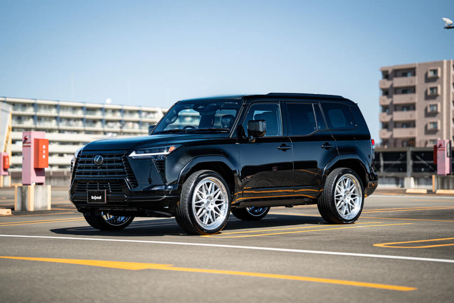 HRE 300 forged wheel on Lexus Gx550