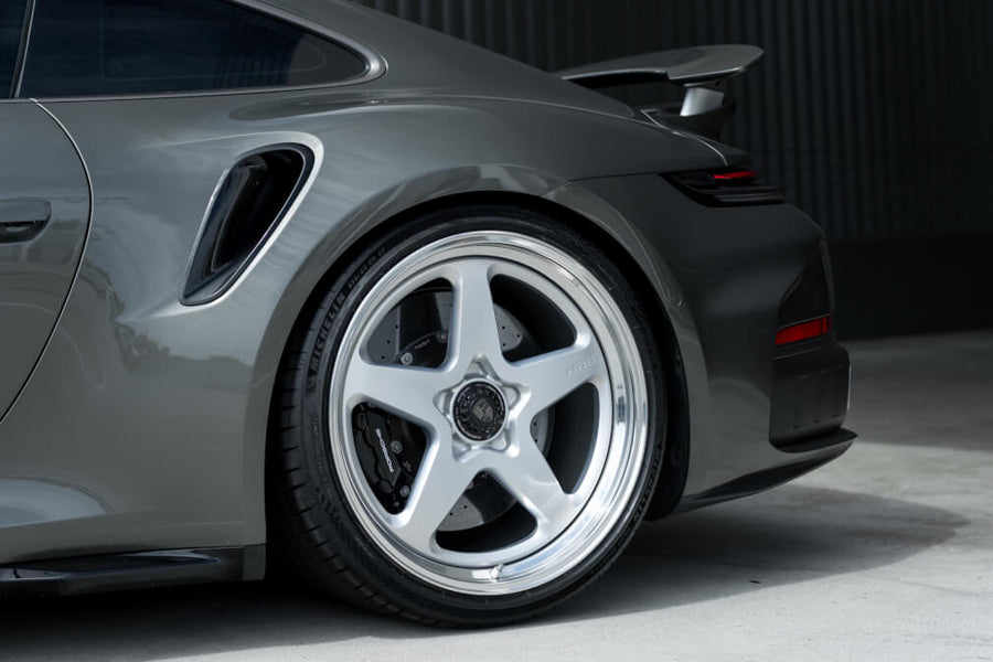 HRE 527 forged wheel on Porsche 9922 Turbo S