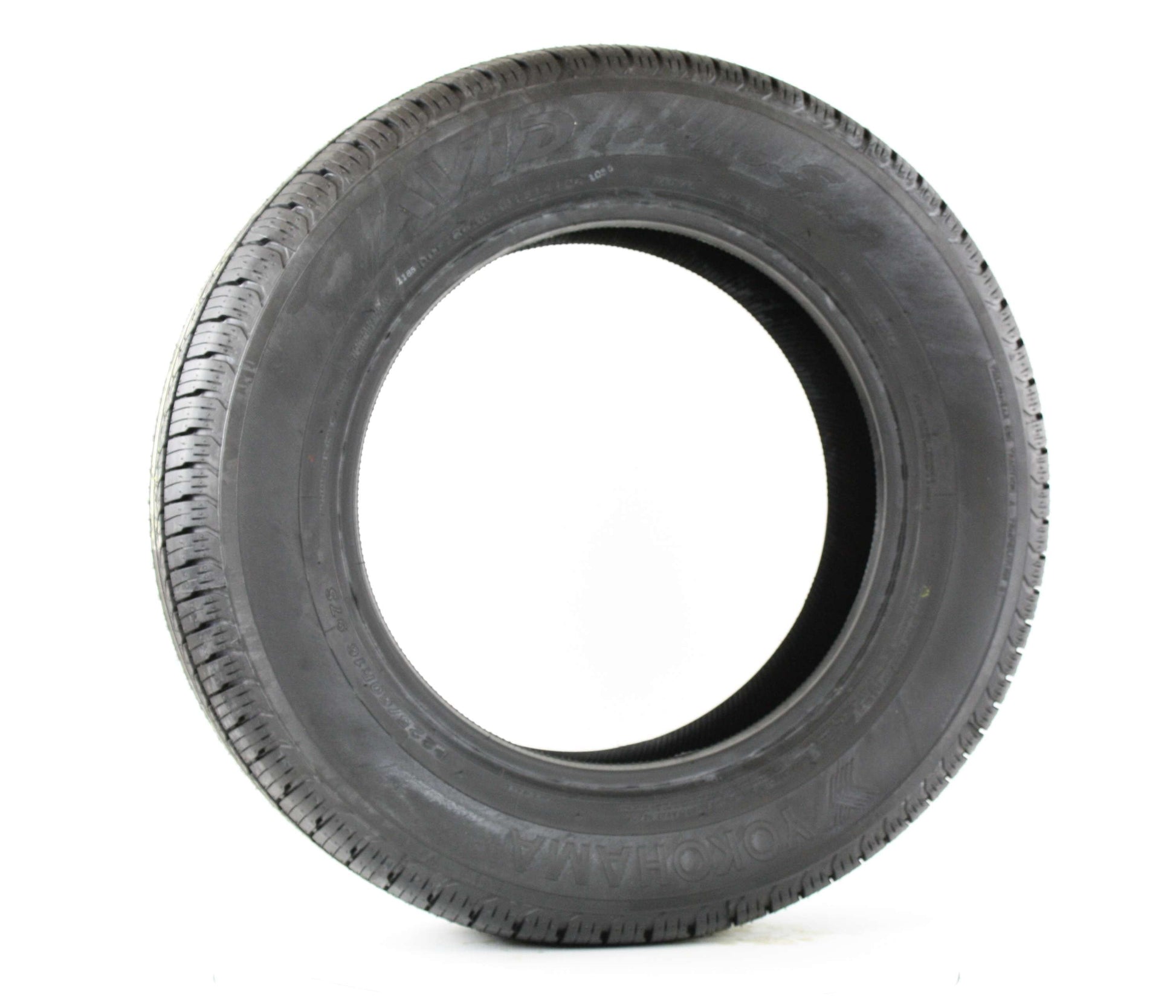 Yokohama P215/60R16 Avid Touring-S 94T