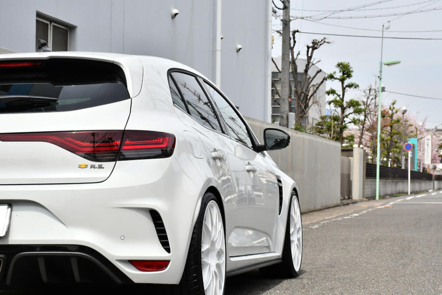 HRE RC100 forged wheel on Renault Megane RS