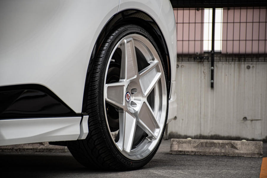 HRE 505M forged wheel on Toyota Crown Sport