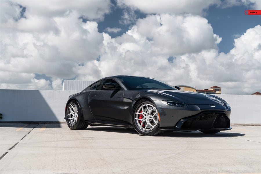 ANRKY S3-X4 forged wheel on Aston Martin Vantage