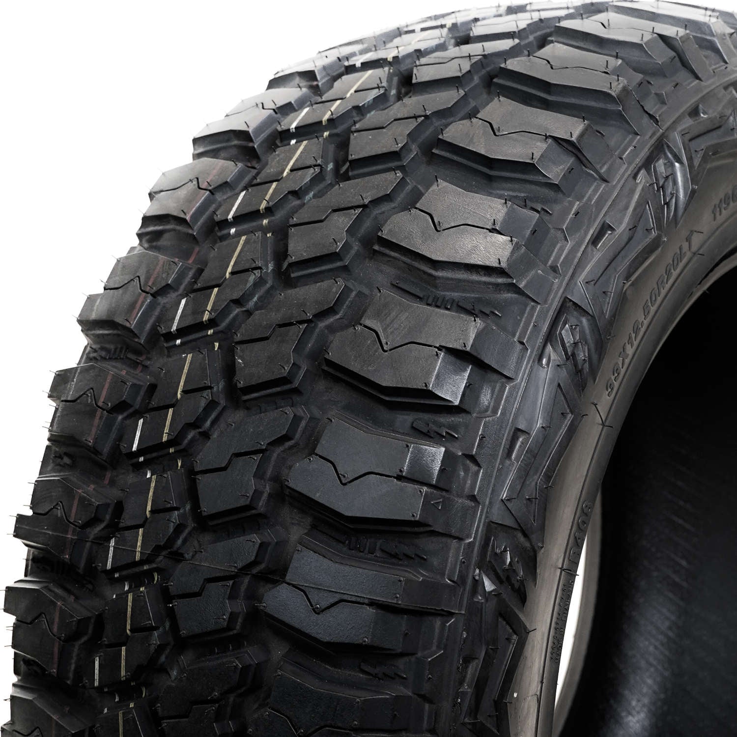 Americus Rugged MT LT265/75R16