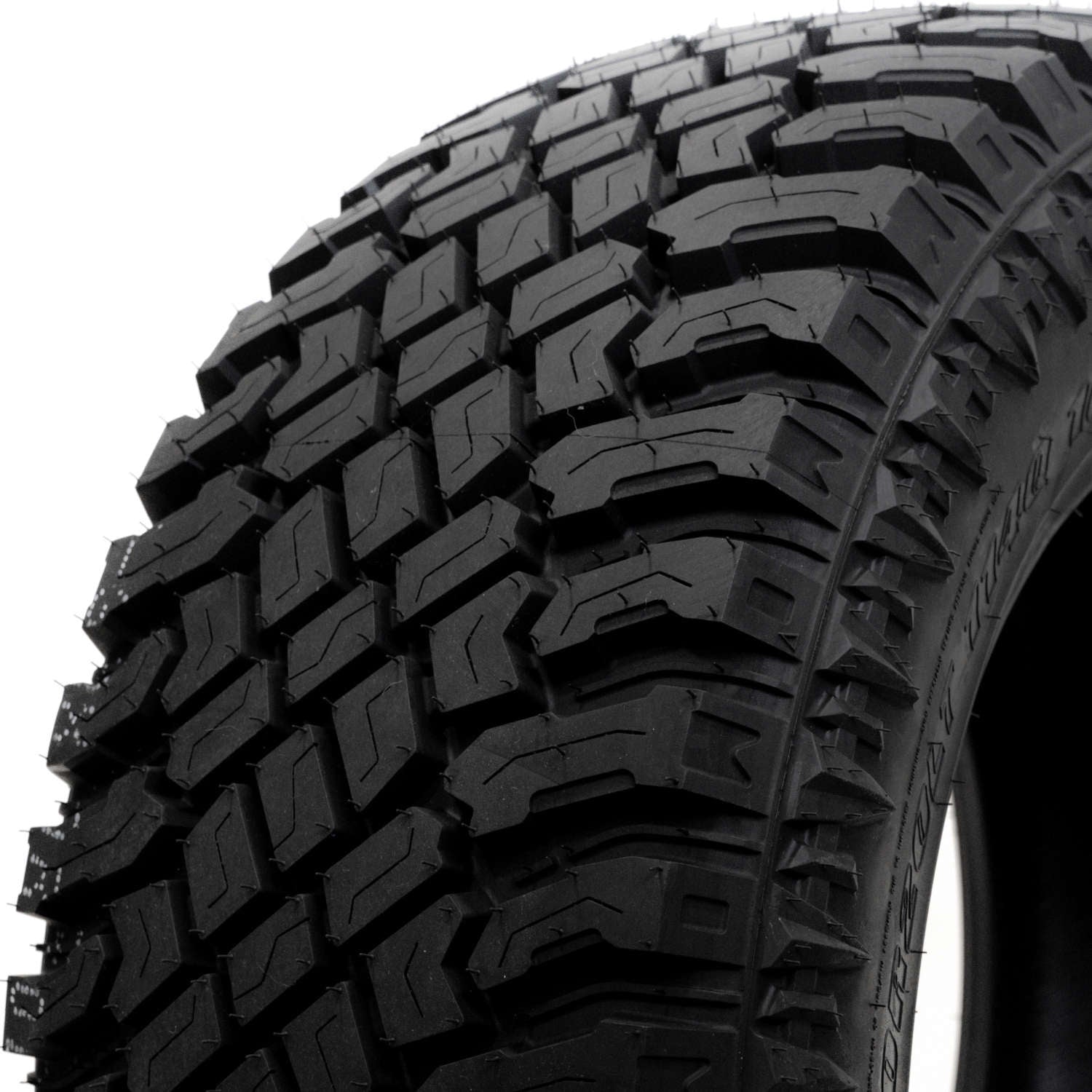 Atturo Trail Blade XT 305/45R22