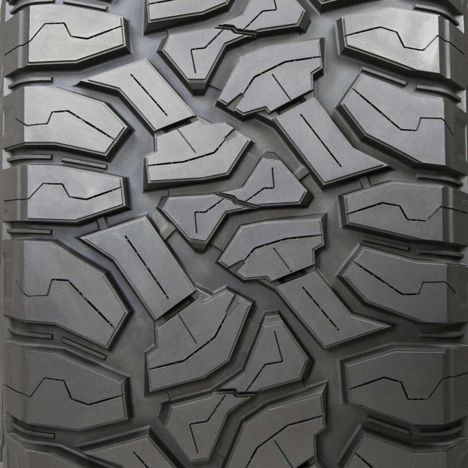 Delinte DX-12 Bandit RT 33x12.50R22LT