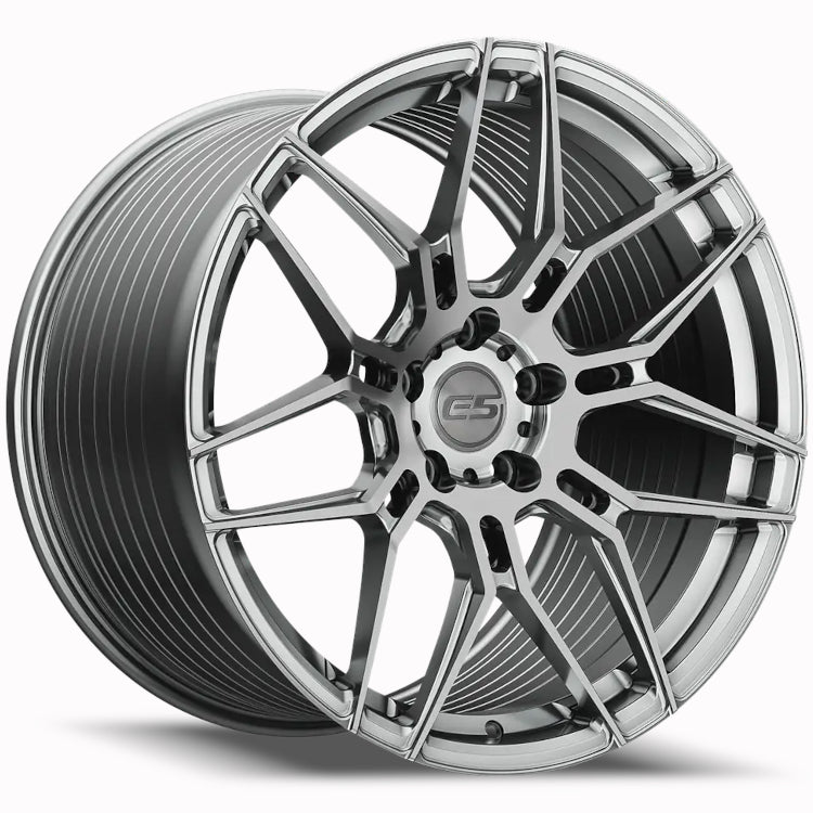 E5 Speedway Titanium with a Brushed Tint Wheel